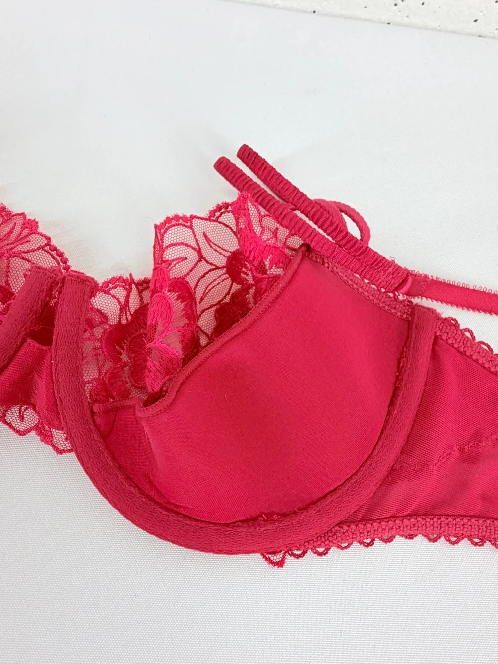 Victoria’s Secret Size 34C Angels Red Lace Demi Bra